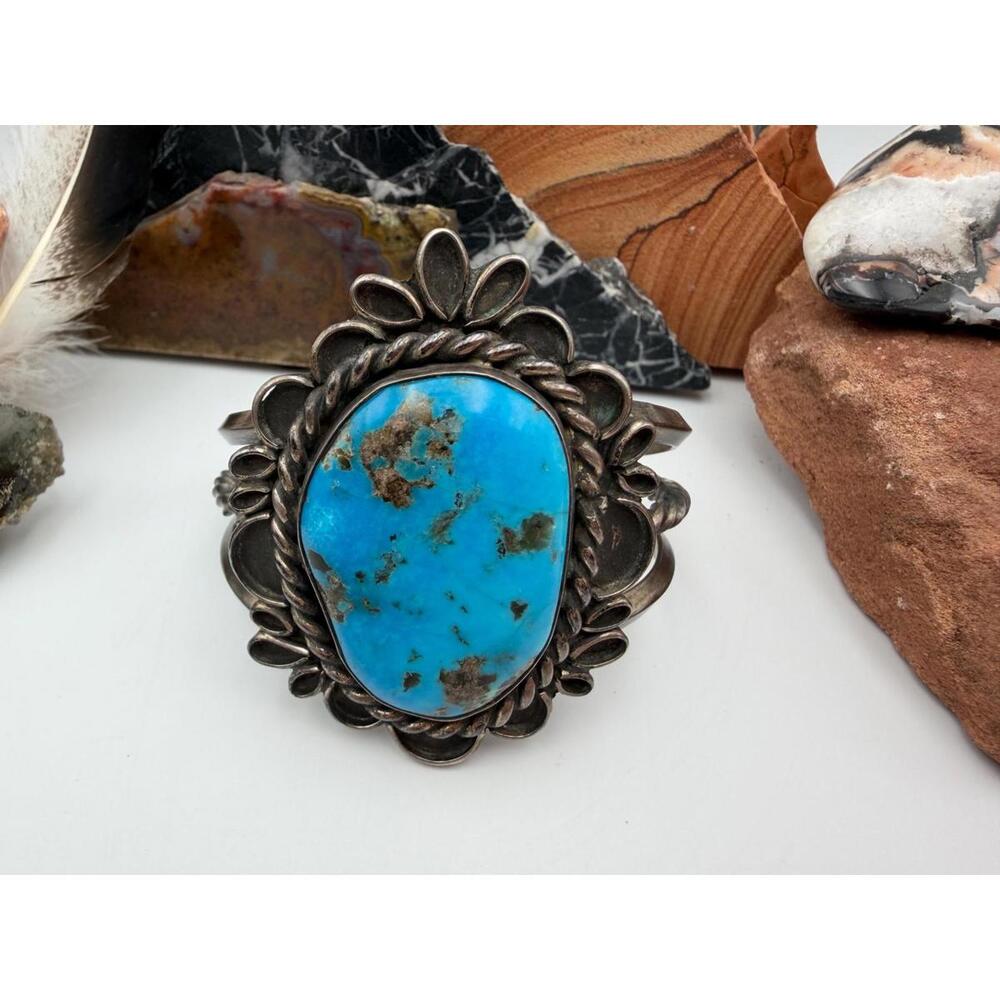 Vintage Native American Navajo Huge Turquoise Sterling Silver Cuff Bracelet